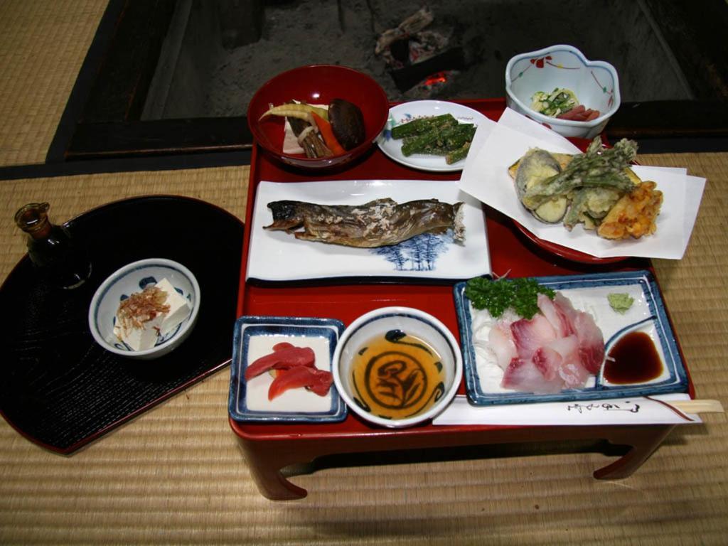 Hotel Minshuku Yomoshirou à Nanto Extérieur photo